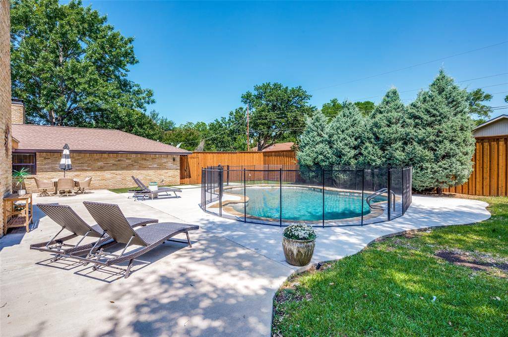 Dallas, TX 75244,4055 Fawnhollow Drive