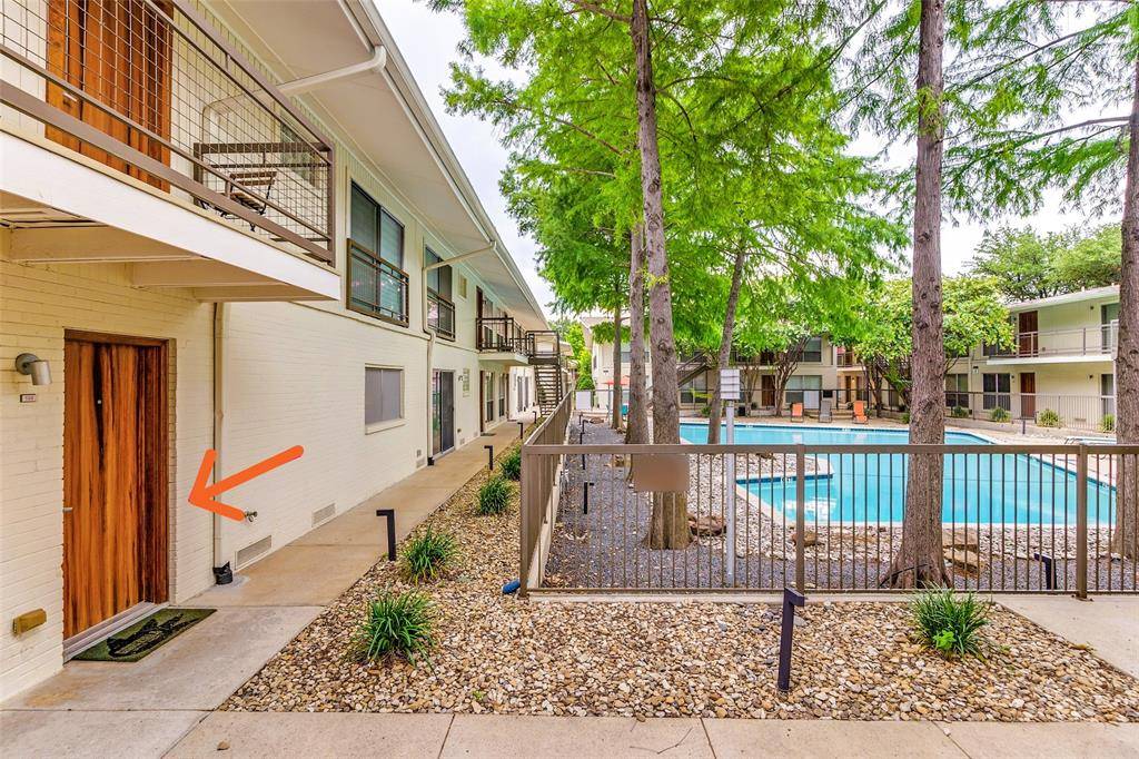 Dallas, TX 75209,4616 W Lovers Lane #109