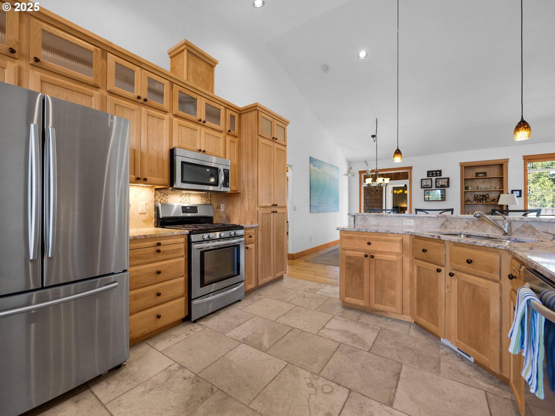 Manzanita, OR 97130,34535 PINYON DR