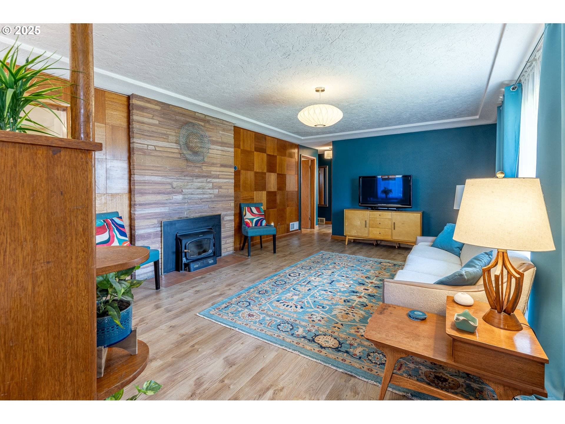Portland, OR 97216,9125 SE OAK ST