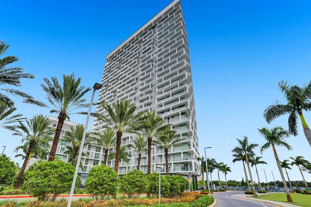 Sunrise, FL 33323,2000 Metropica Way #1208
