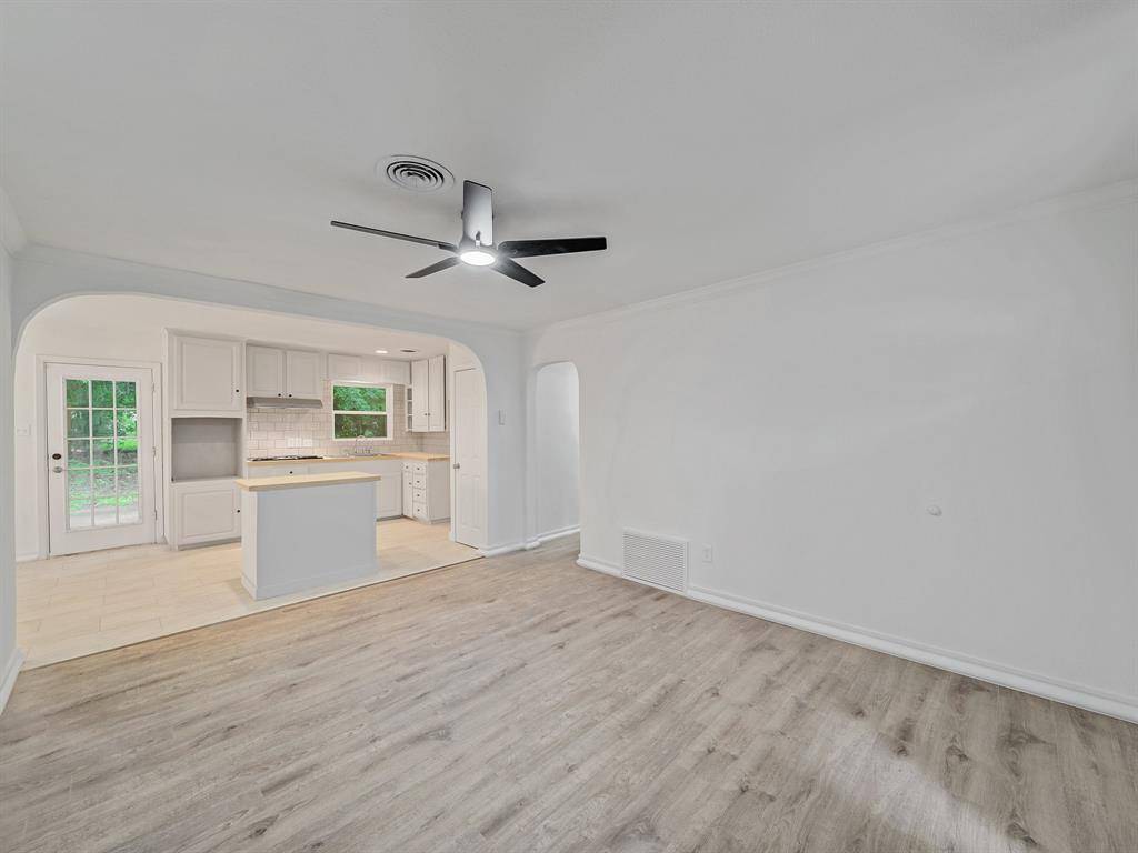 Fort Worth, TX 76133,5537 Wheaton Drive