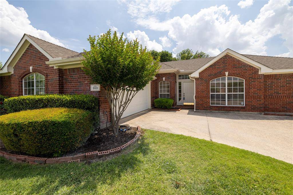 Trophy Club, TX 76262,303 Village Trail