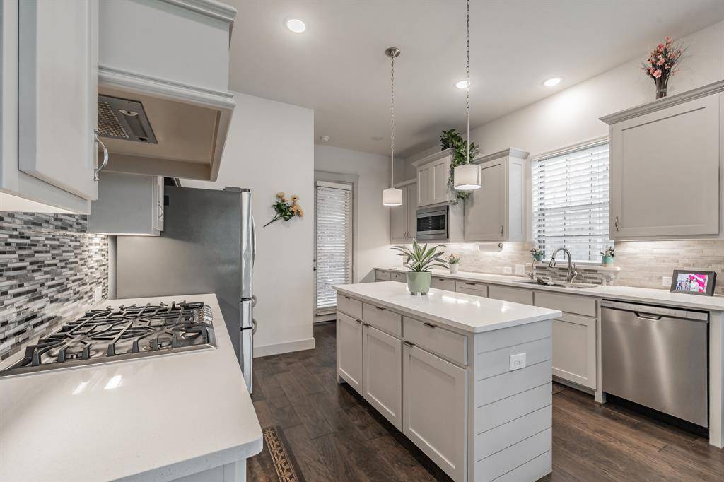 Flower Mound, TX 75028,889 Deer Run Road