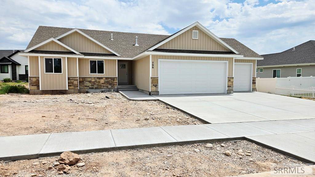 Ammon, ID 83401,796 Hollow Drive