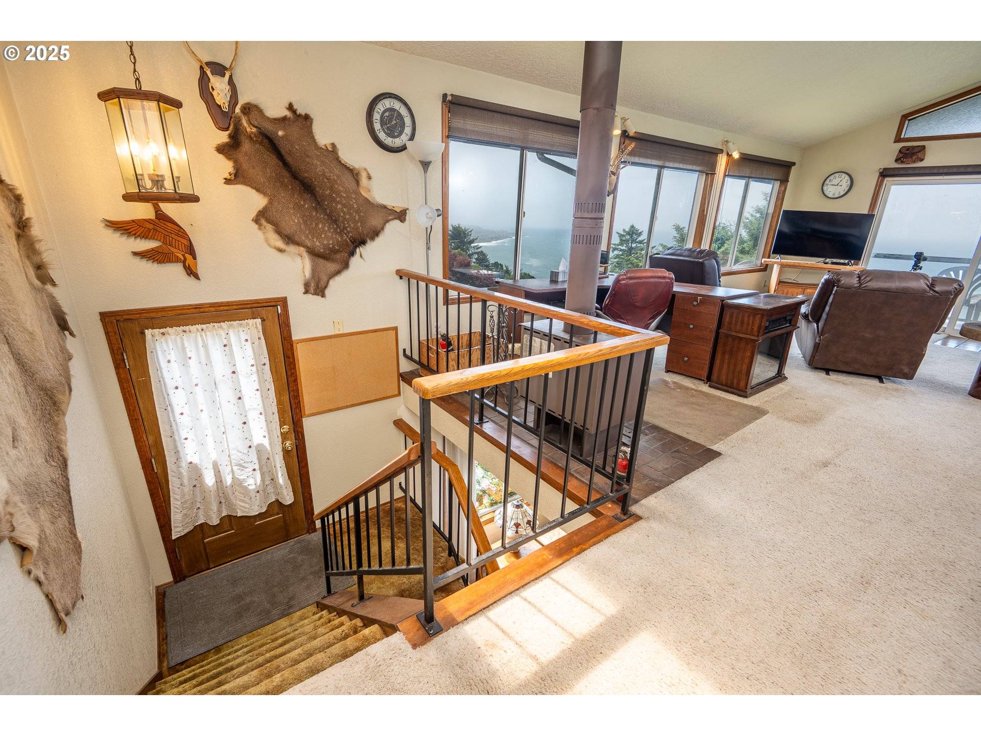 Depoe Bay, OR 97341,340 NE VISTA TERRACE AVE