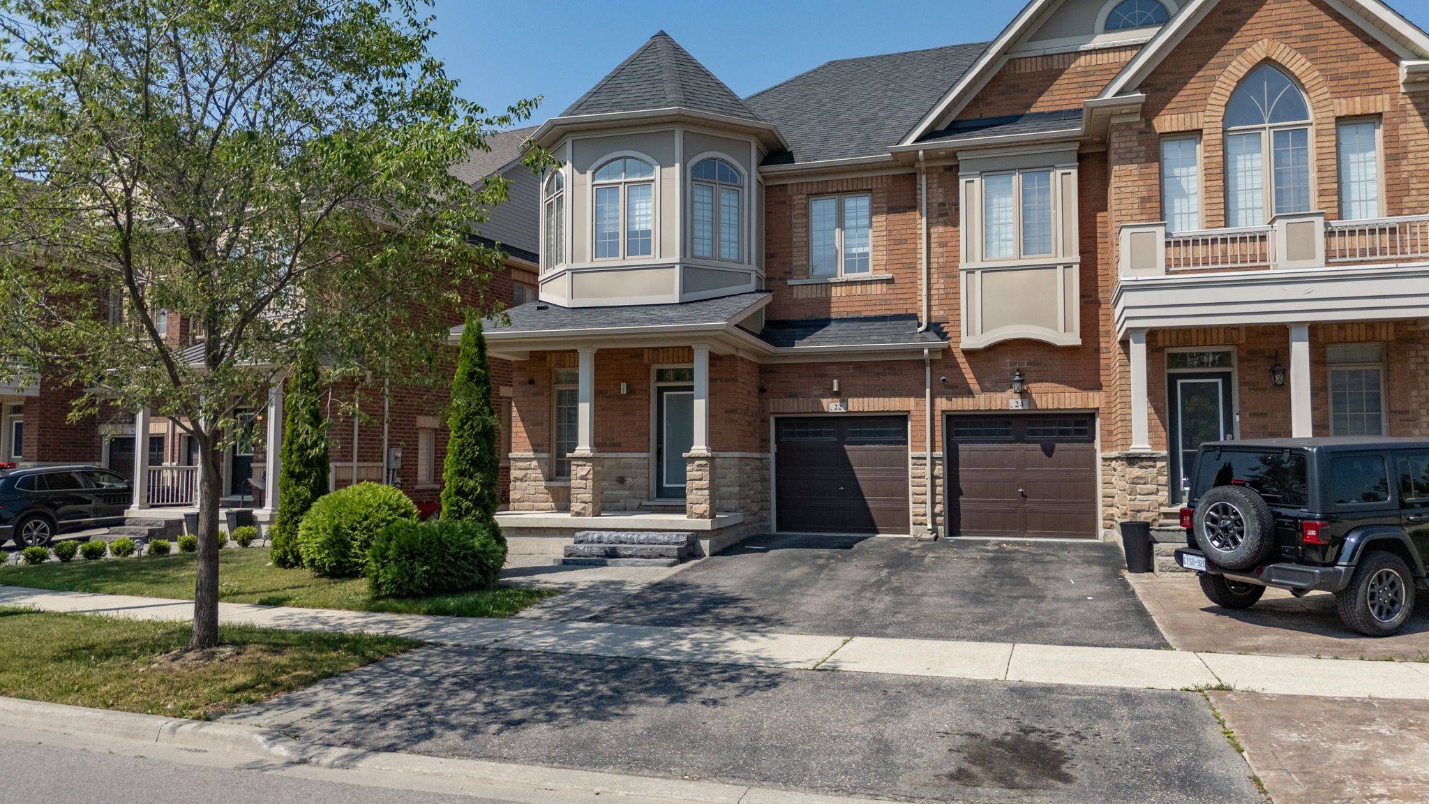 Vaughan, ON L4H 3Y5,22 Killington AVE