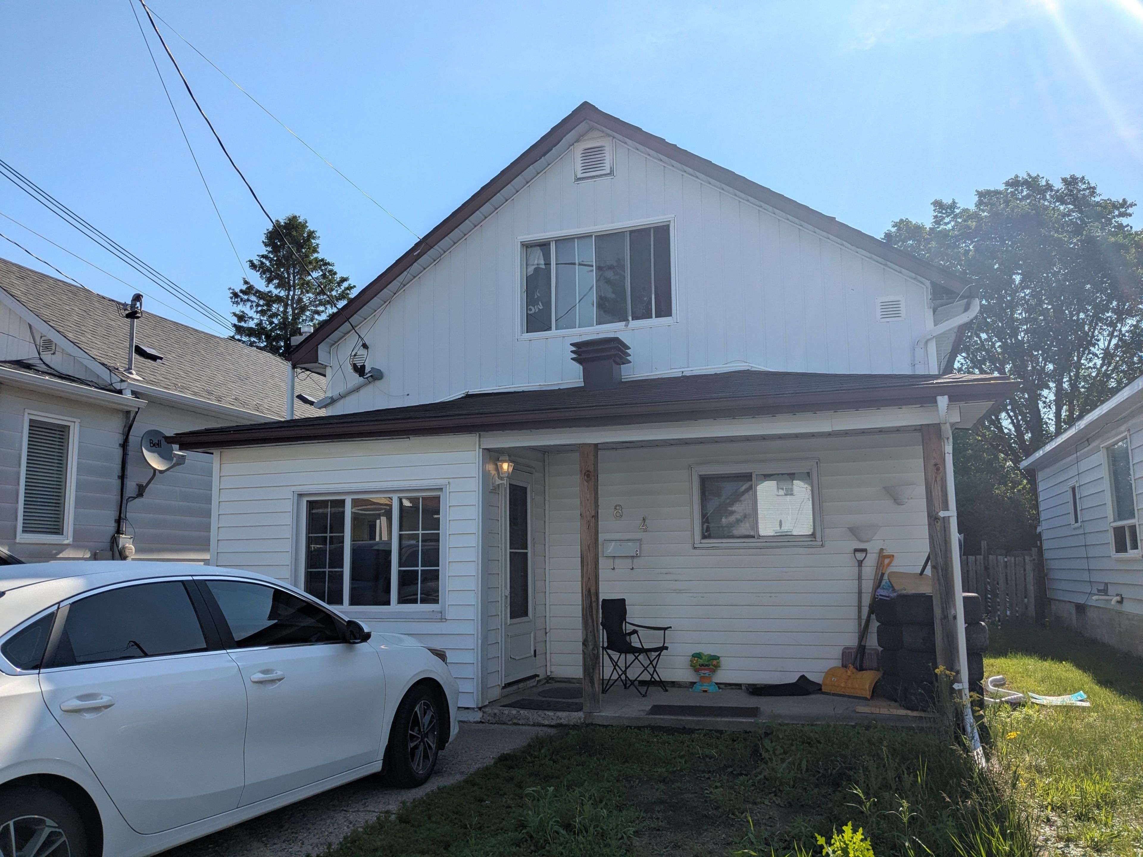 Timmins, ON P4N 1Z4,284 Maple ST S