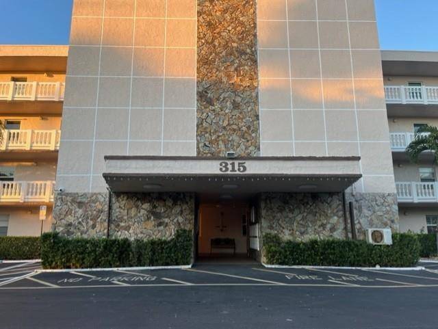 Dania Beach, FL 33004,315 SE 11th Ter #203