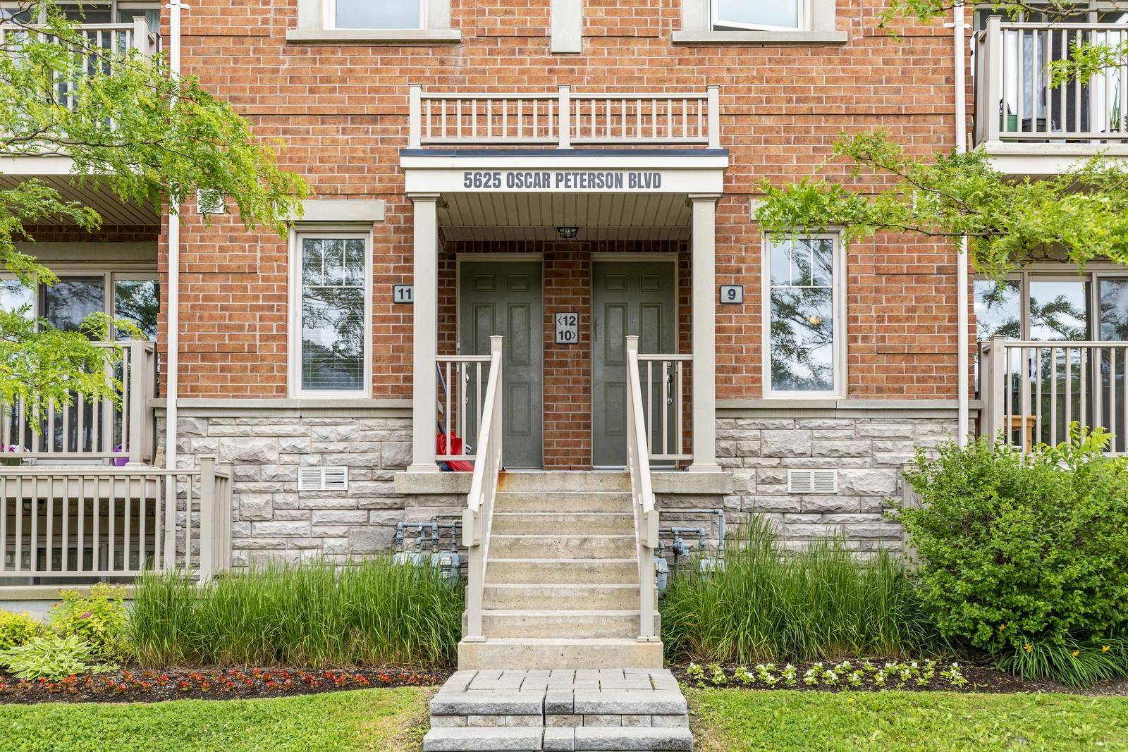 Mississauga, ON L5M 0T2,5625 Oscar Peterson BLVD #9
