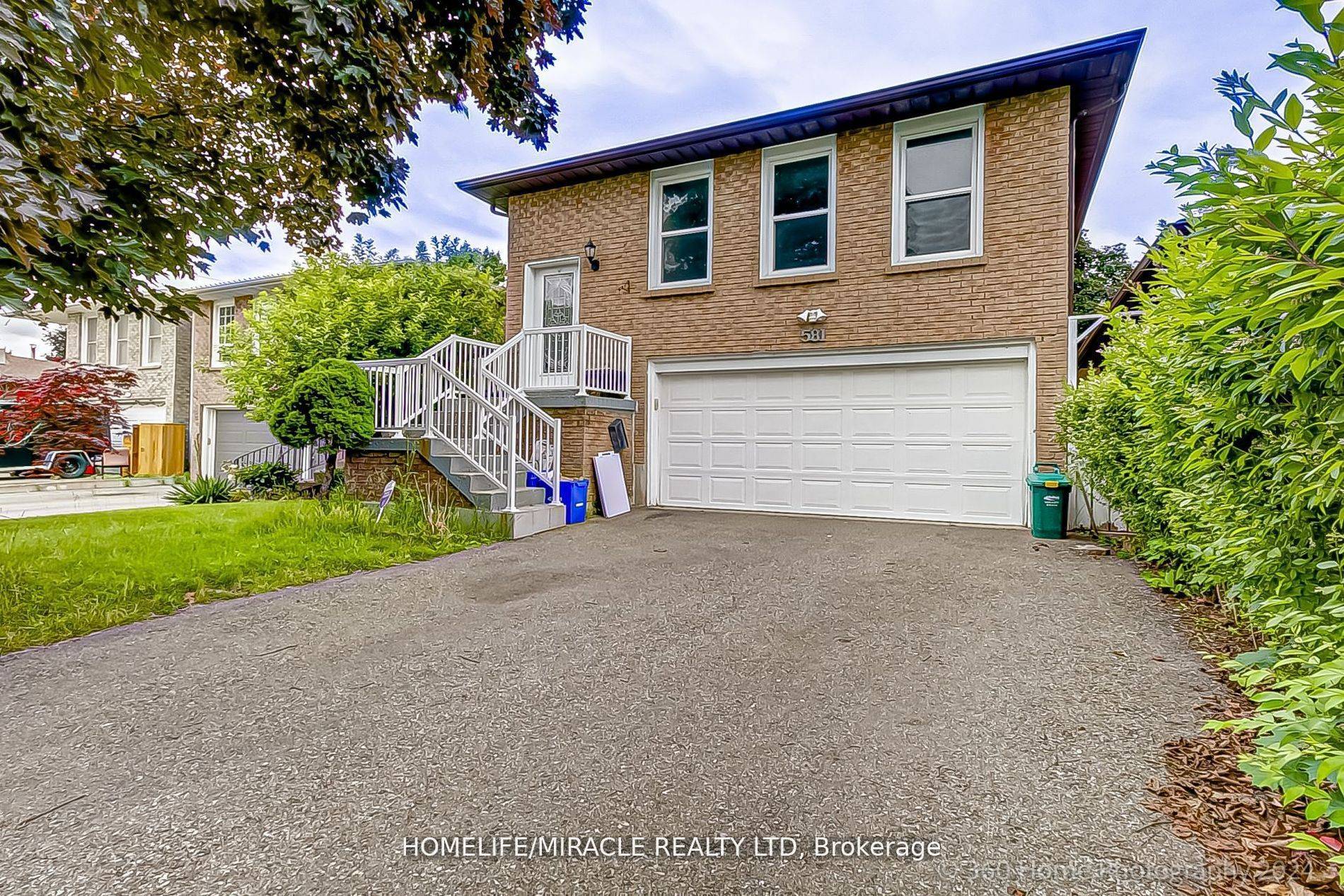 Milton, ON L9T 4T8,581 Hayward CRES
