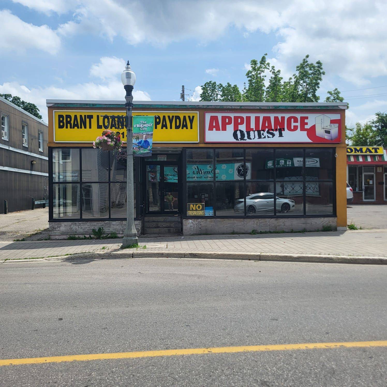 Woodstock, ON N4S 1C8,584 DUNDAS ST