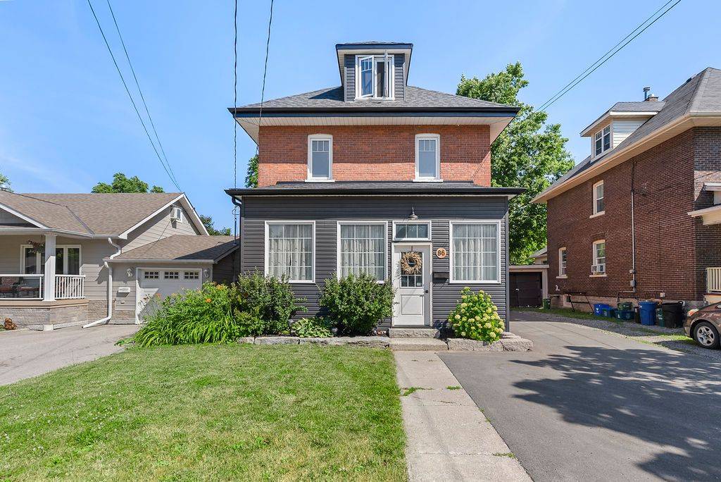 Kawartha Lakes, ON K9V 3T3,86 Colborne ST W