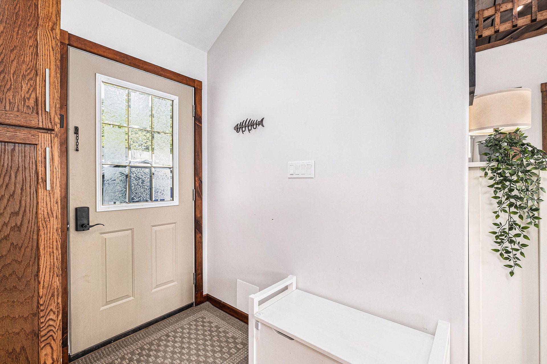 Athens, ON K0E 1B0,282 Spence LN
