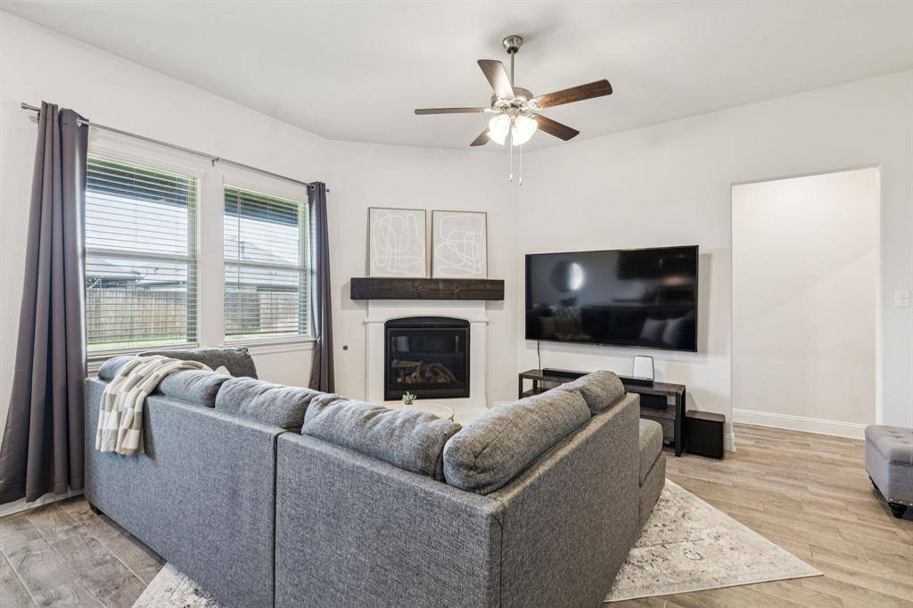 Aubrey, TX 76227,11004 Los Alamos Drive