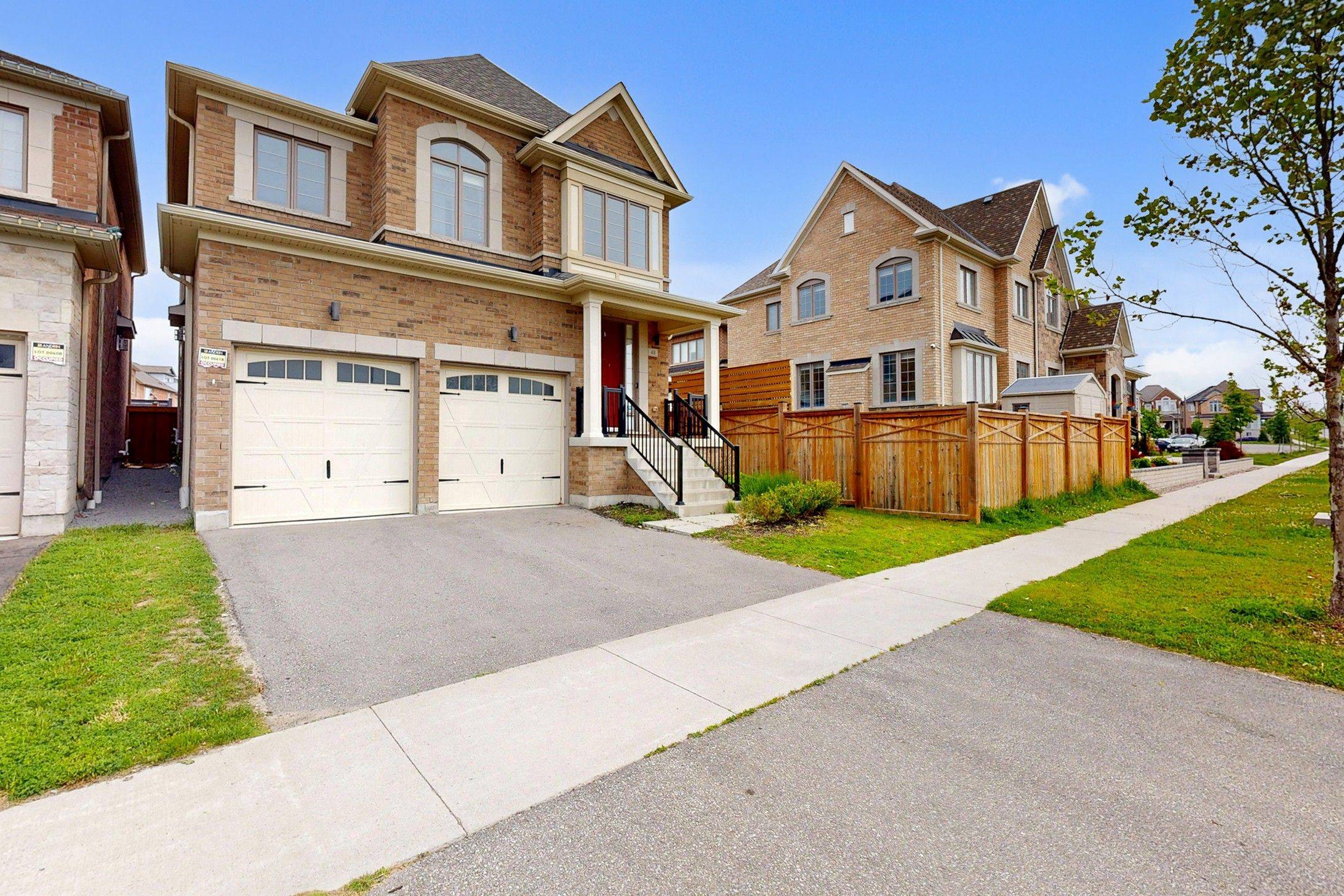 Whitby, ON L1P 0C4,48 Micklefield AVE