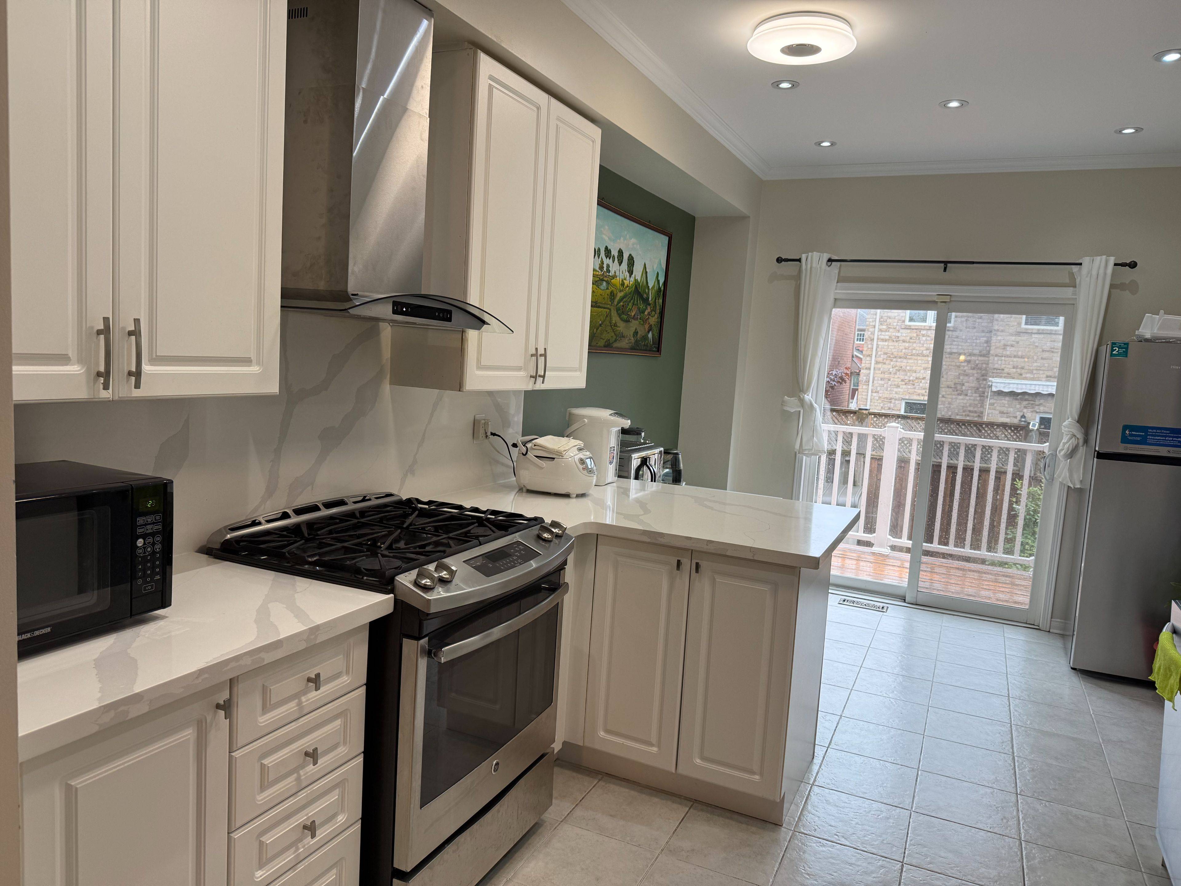 Whitchurch-stouffville, ON L4A 0P1,274 Penndutch CIR