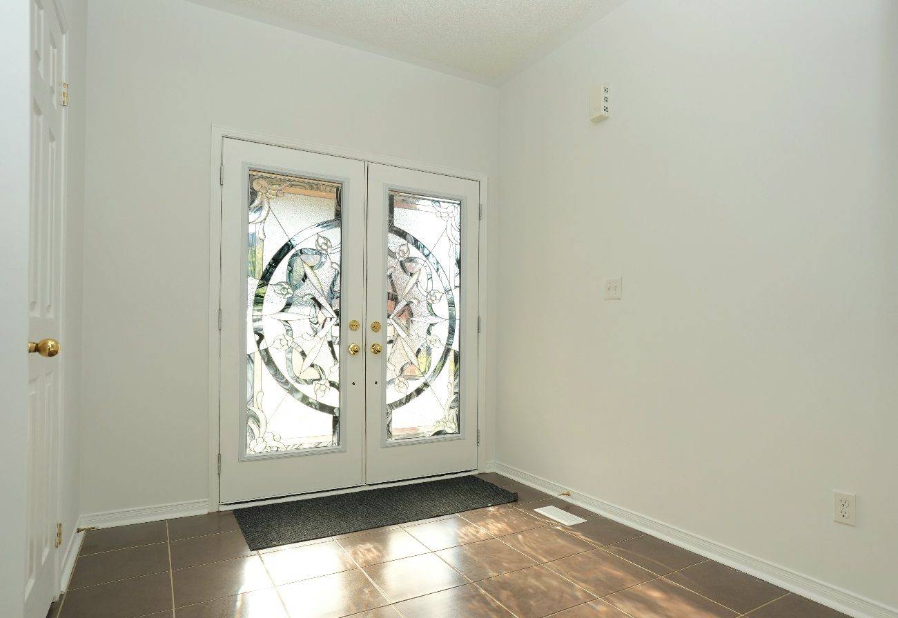 Whitchurch-stouffville, ON L4A 0X8,38 Coronet ST