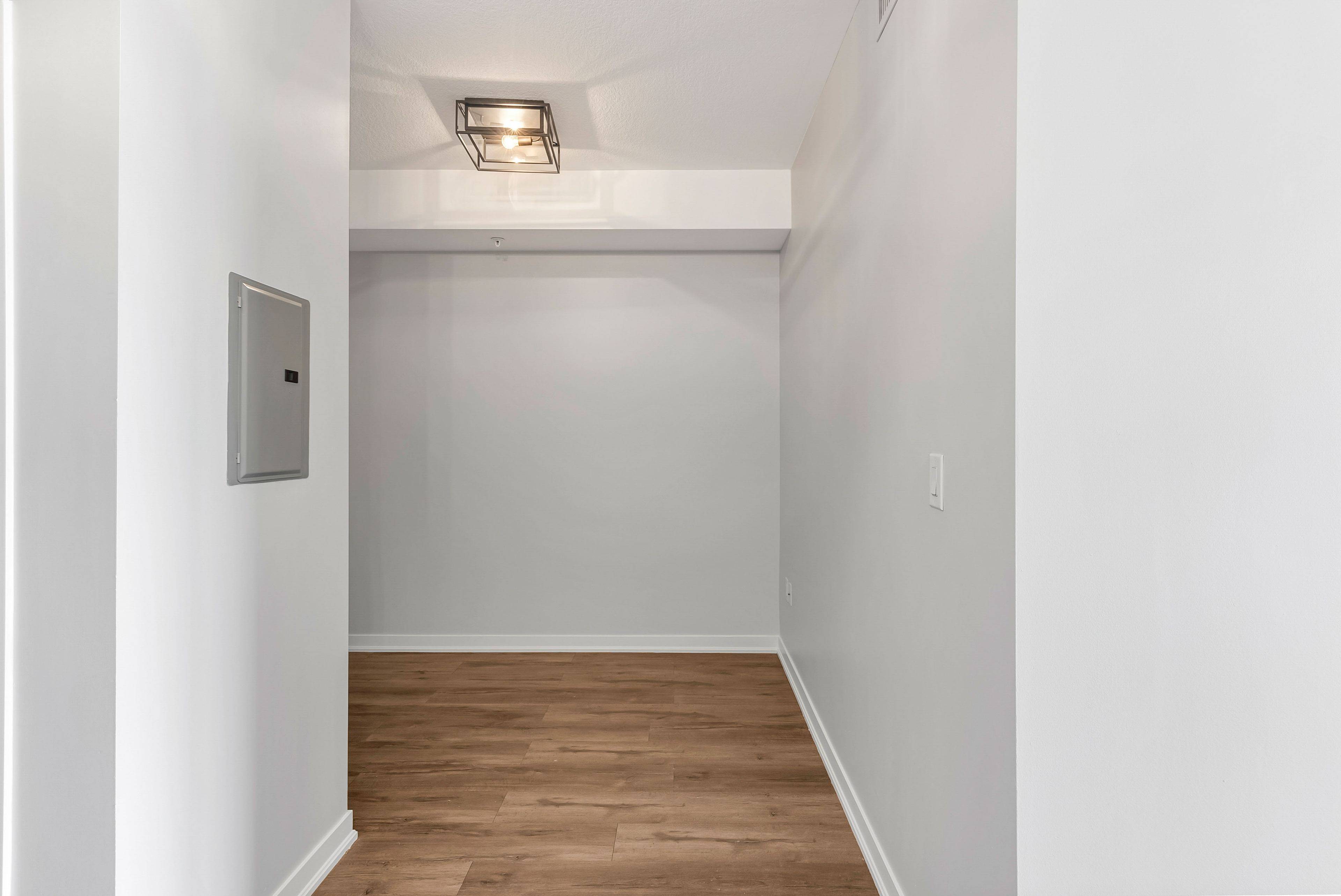 Burlington, ON L7L 0H6,5010 Corporate DR #313