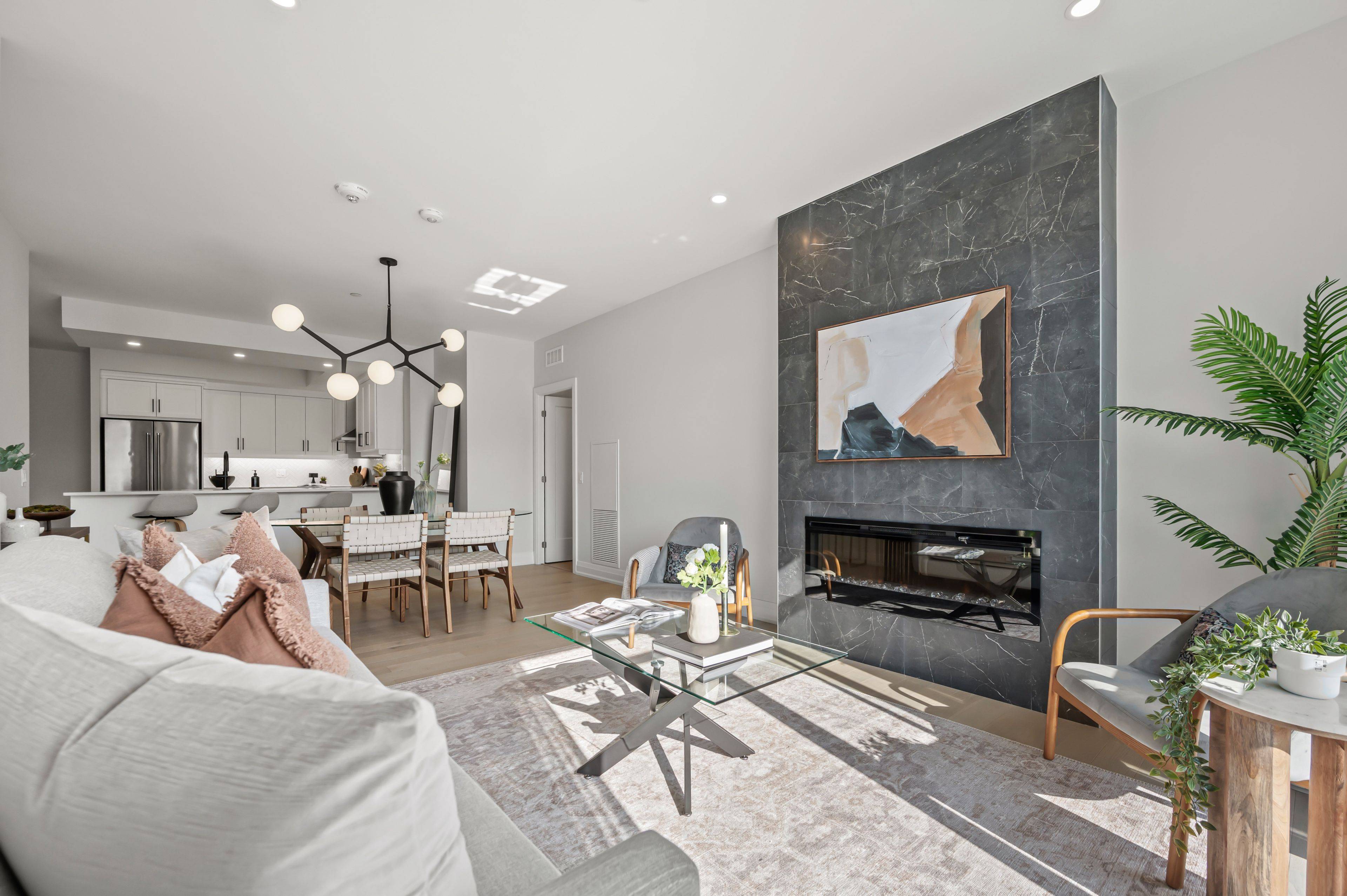 Guelph, ON N1E 5R3,71 Wyndham ST S #313