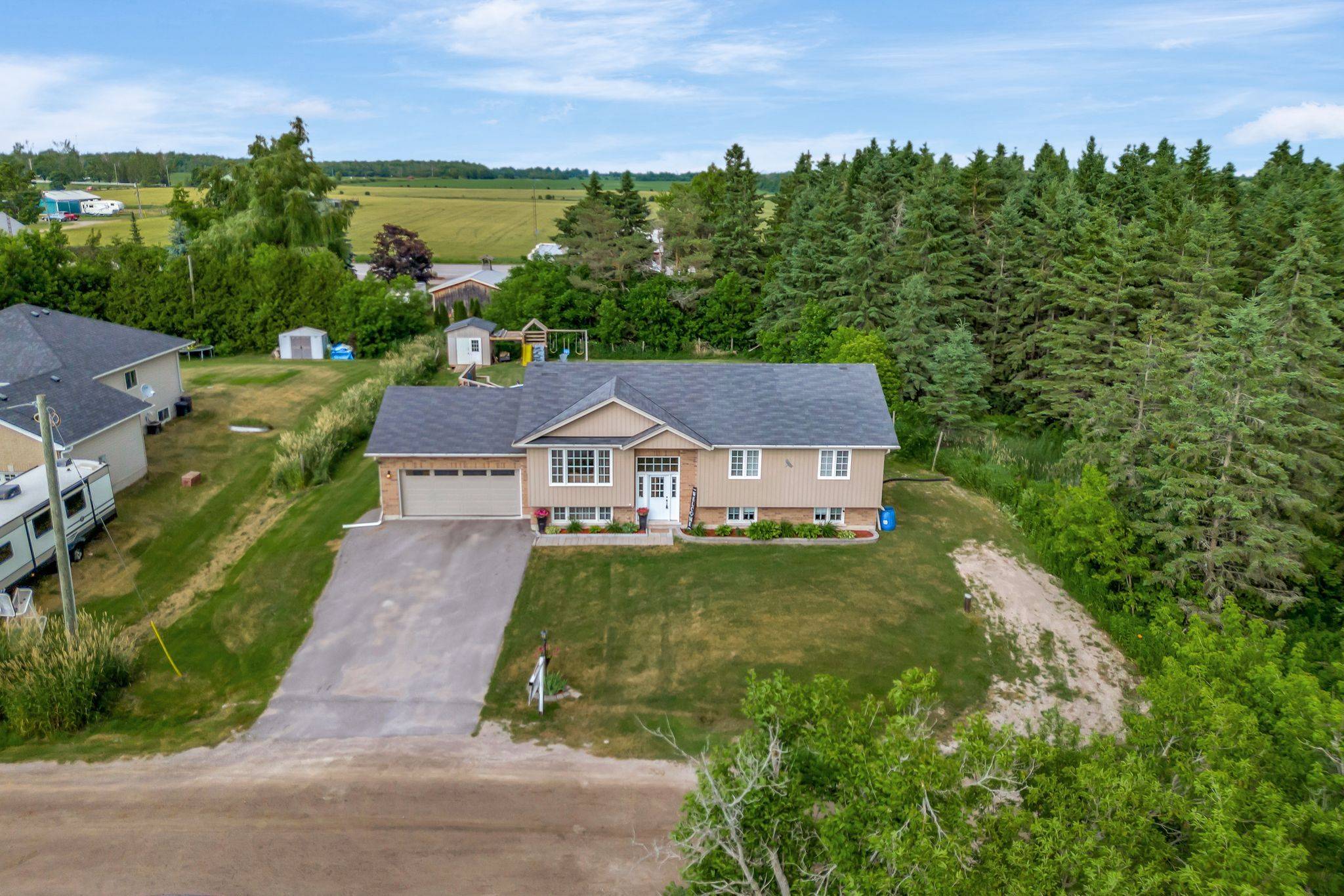 Kawartha Lakes, ON K0M 2T0,2 King ST