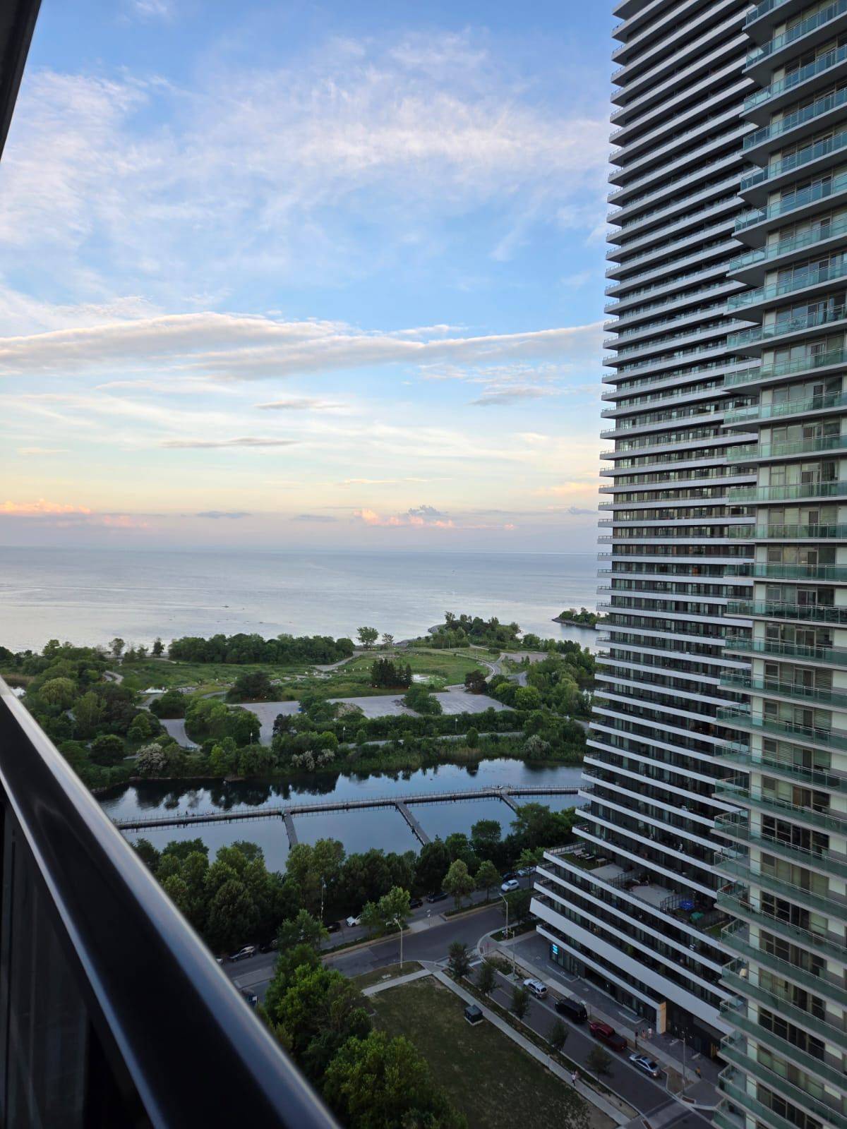 Toronto W06, ON M8V 0G2,70 Annie Craig DR #2307