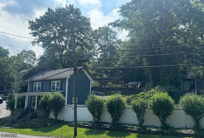 High Bridge Boro, NJ 08829,79 Fairview Ave