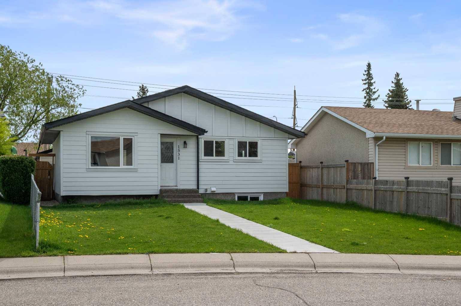 Calgary, AB T2A 5V2,1531 Maitland DR NE