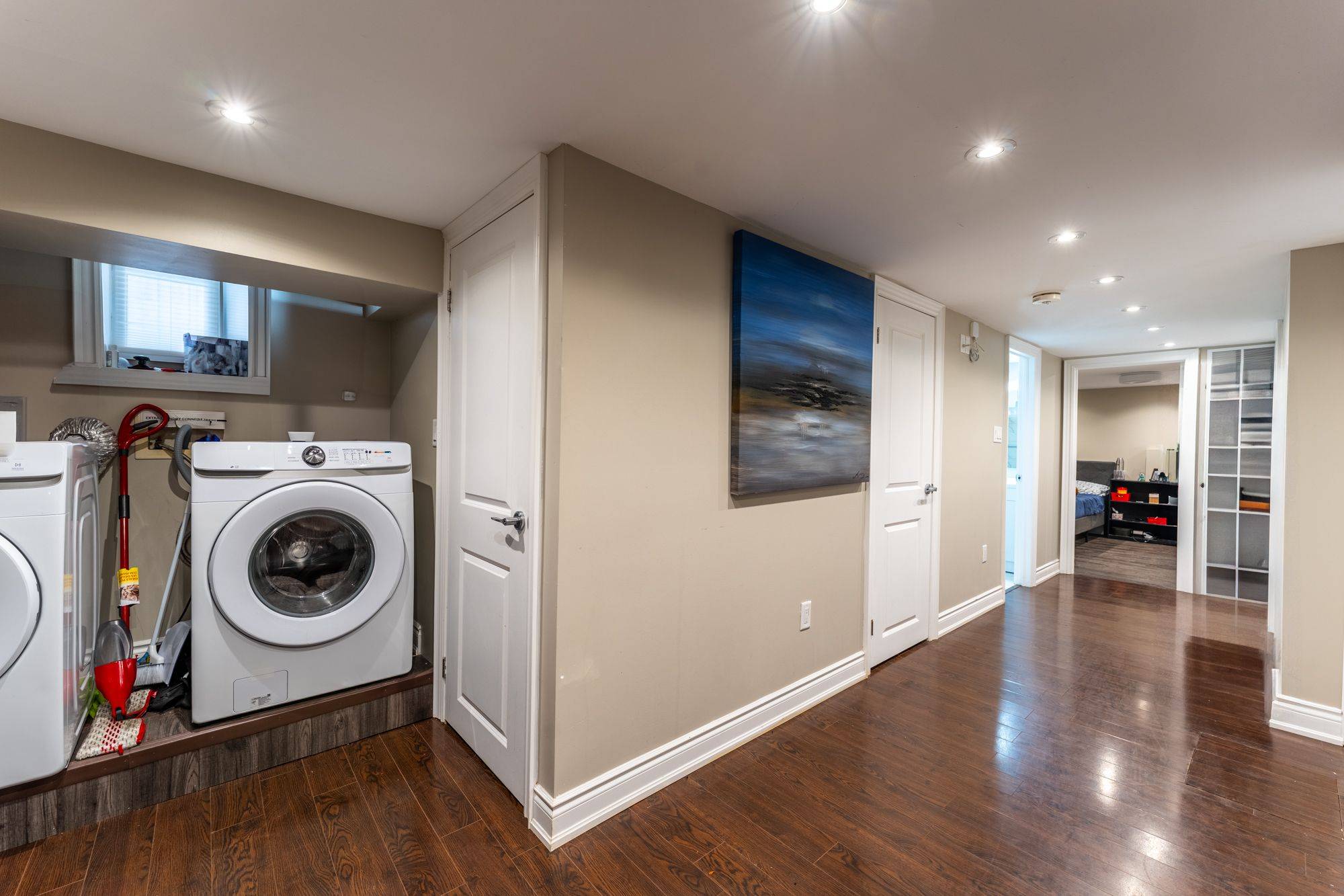 Toronto E01, ON M4M 2Y2,45 Marjory AVE #Bsmt