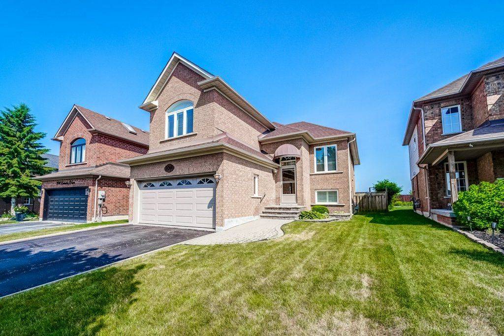 Georgina, ON L4P 3Y6,106 Burnaby DR