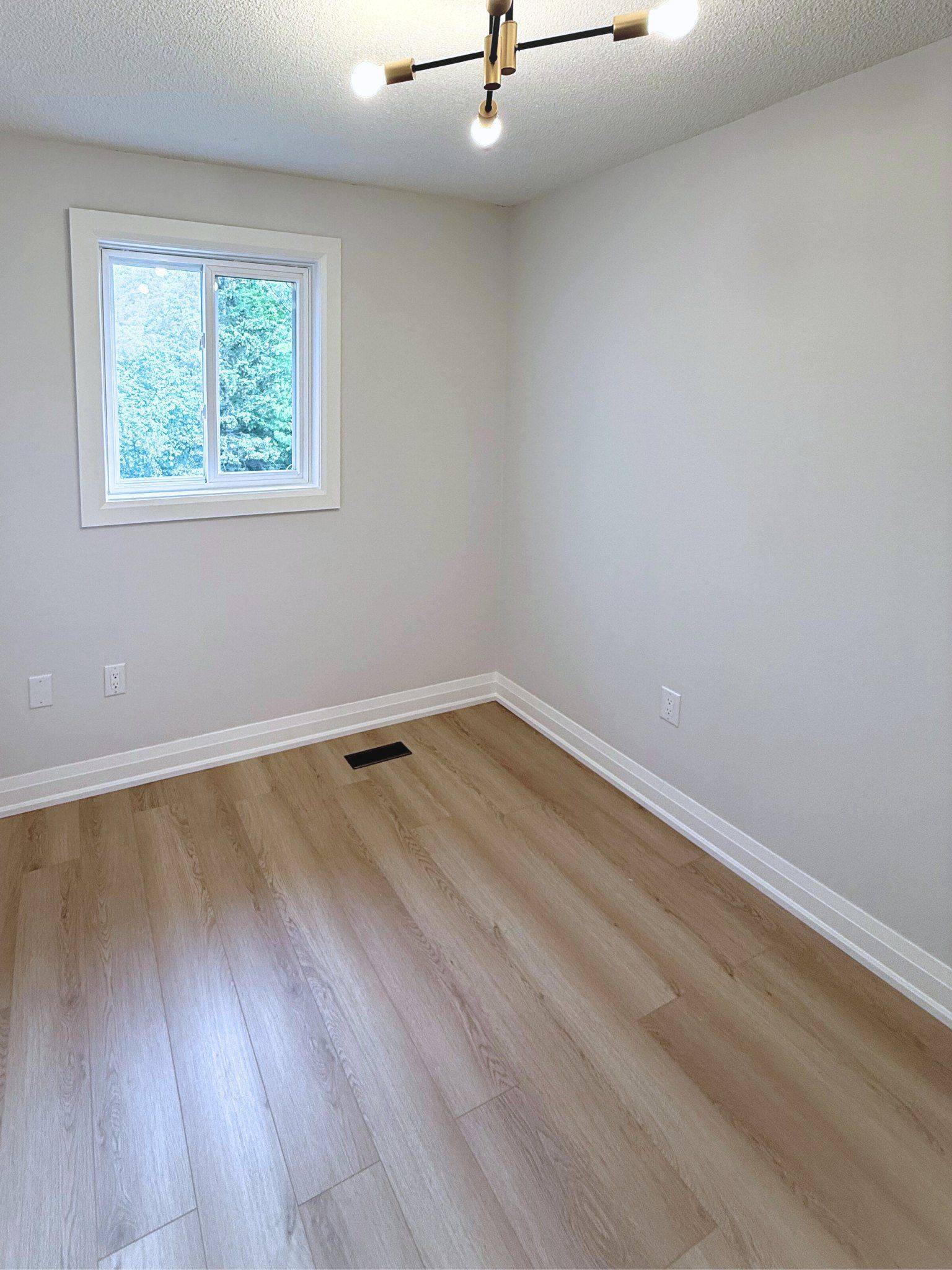 Richmond Hill, ON L4S 1C3,44 Bayel CRES
