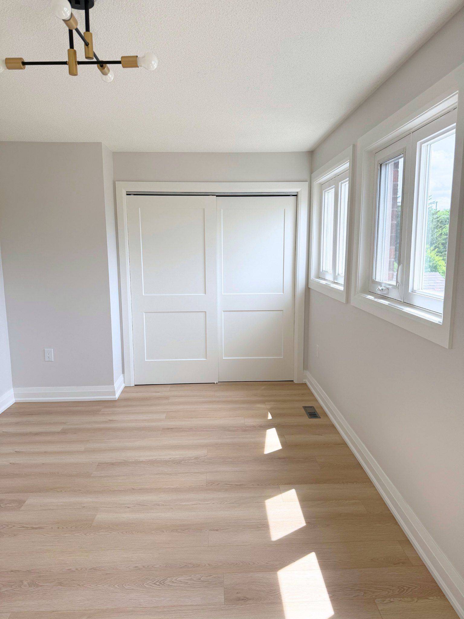 Richmond Hill, ON L4S 1C3,44 Bayel CRES