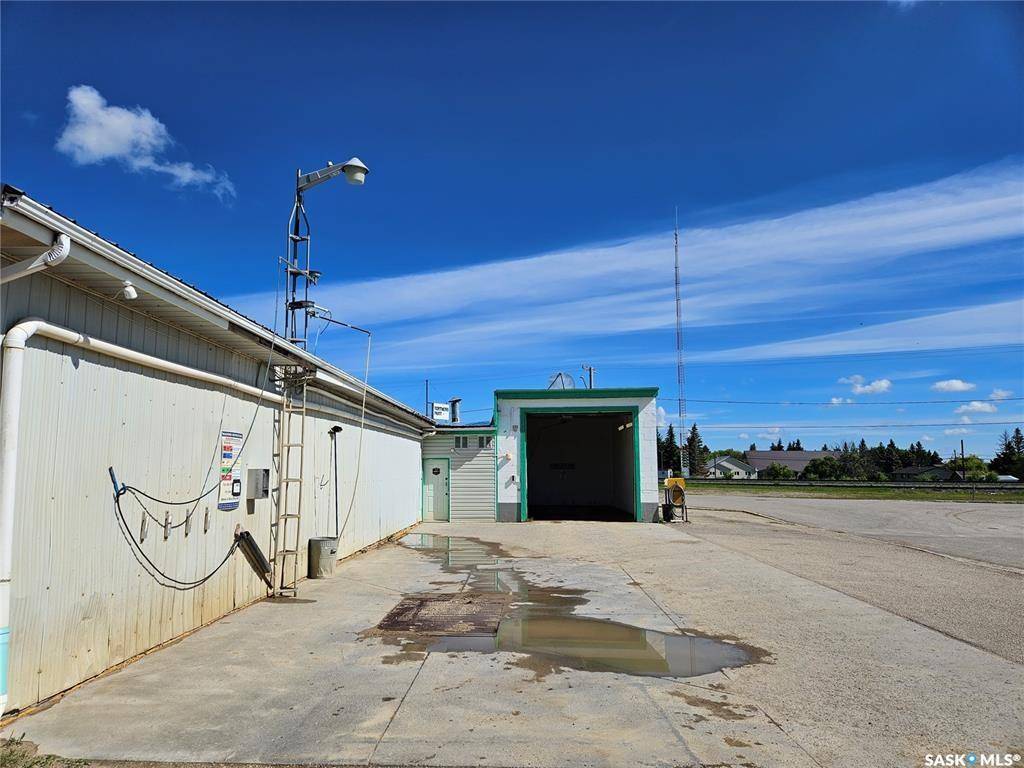 Whitewood, SK S0G 5C0,712 Railway STREET