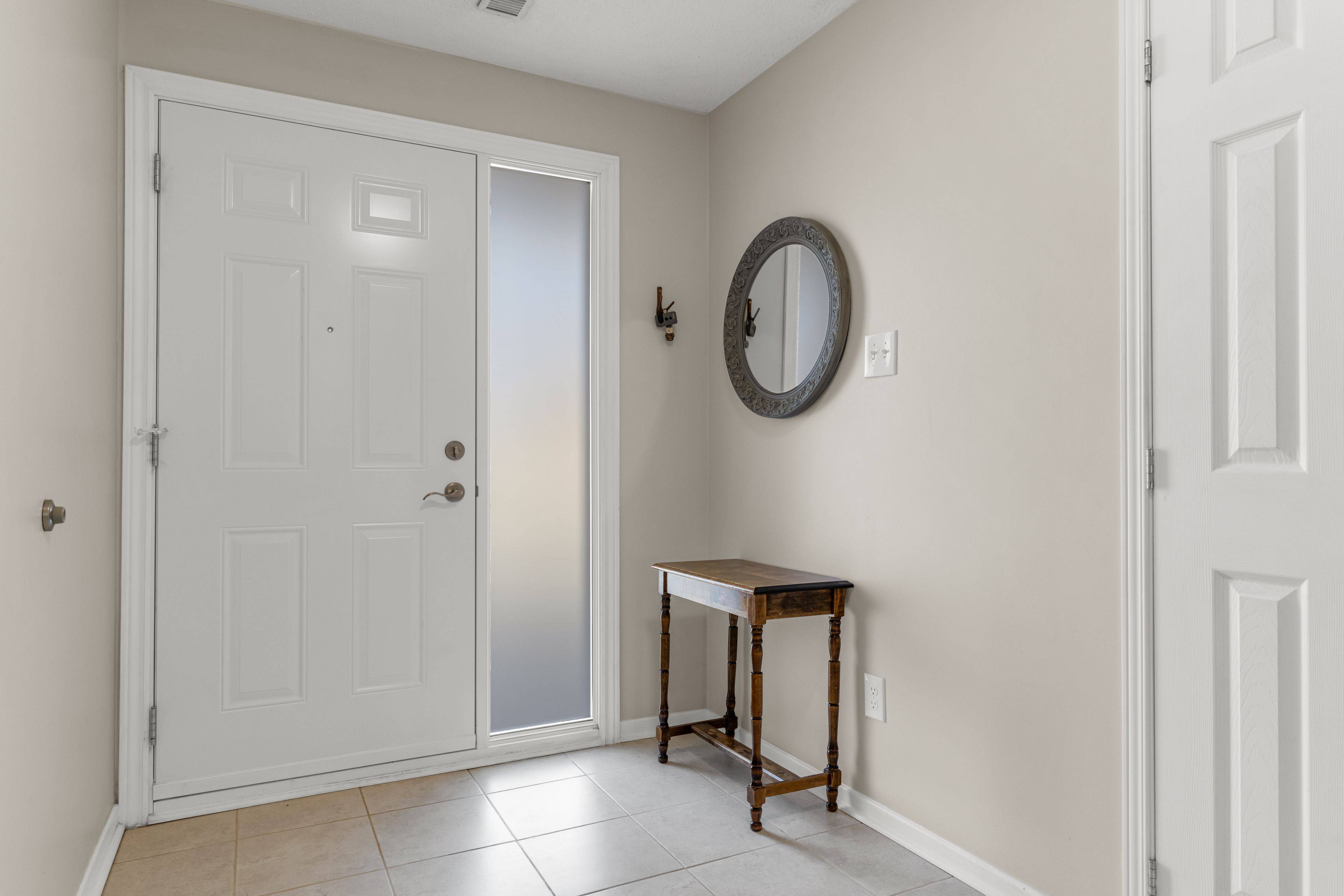 Oakville, ON L6H 2S6,1310 Hampton ST #19