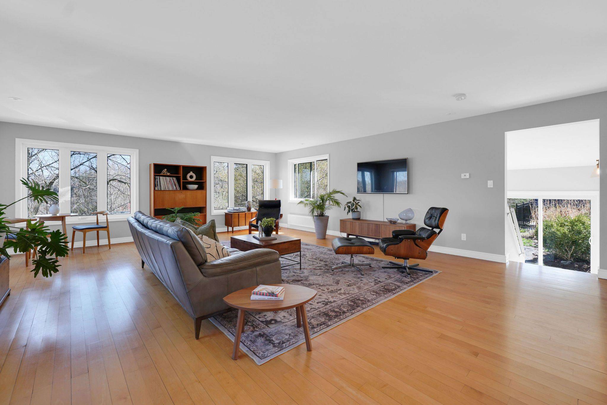Halton Hills, ON L7G 2W5,15 Credit ST