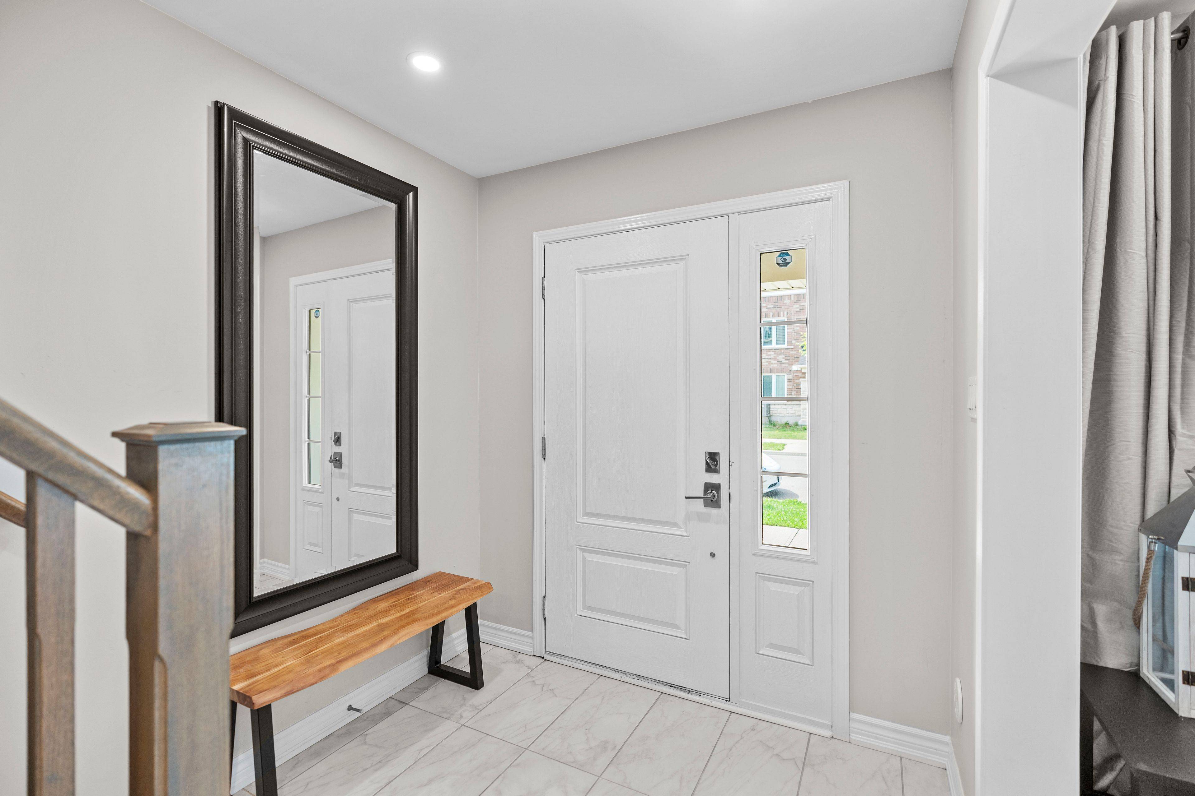 Oakville, ON L6M 0Y9,352 Timberland Gate