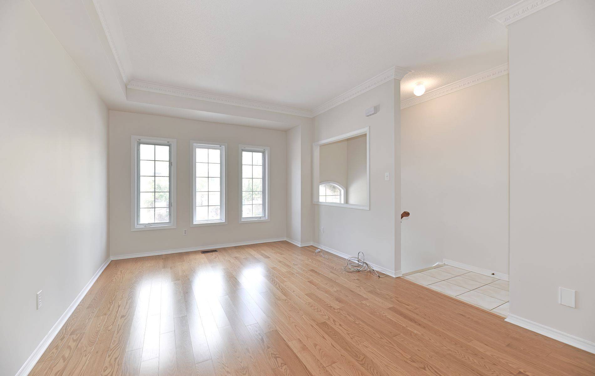 Toronto W06, ON M8V 4A6,29 Harbourview CRES