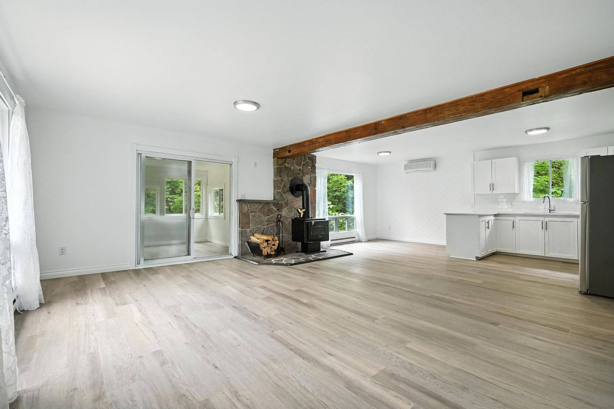 Huntsville, ON P0B 1L0,223 Laneige AVE