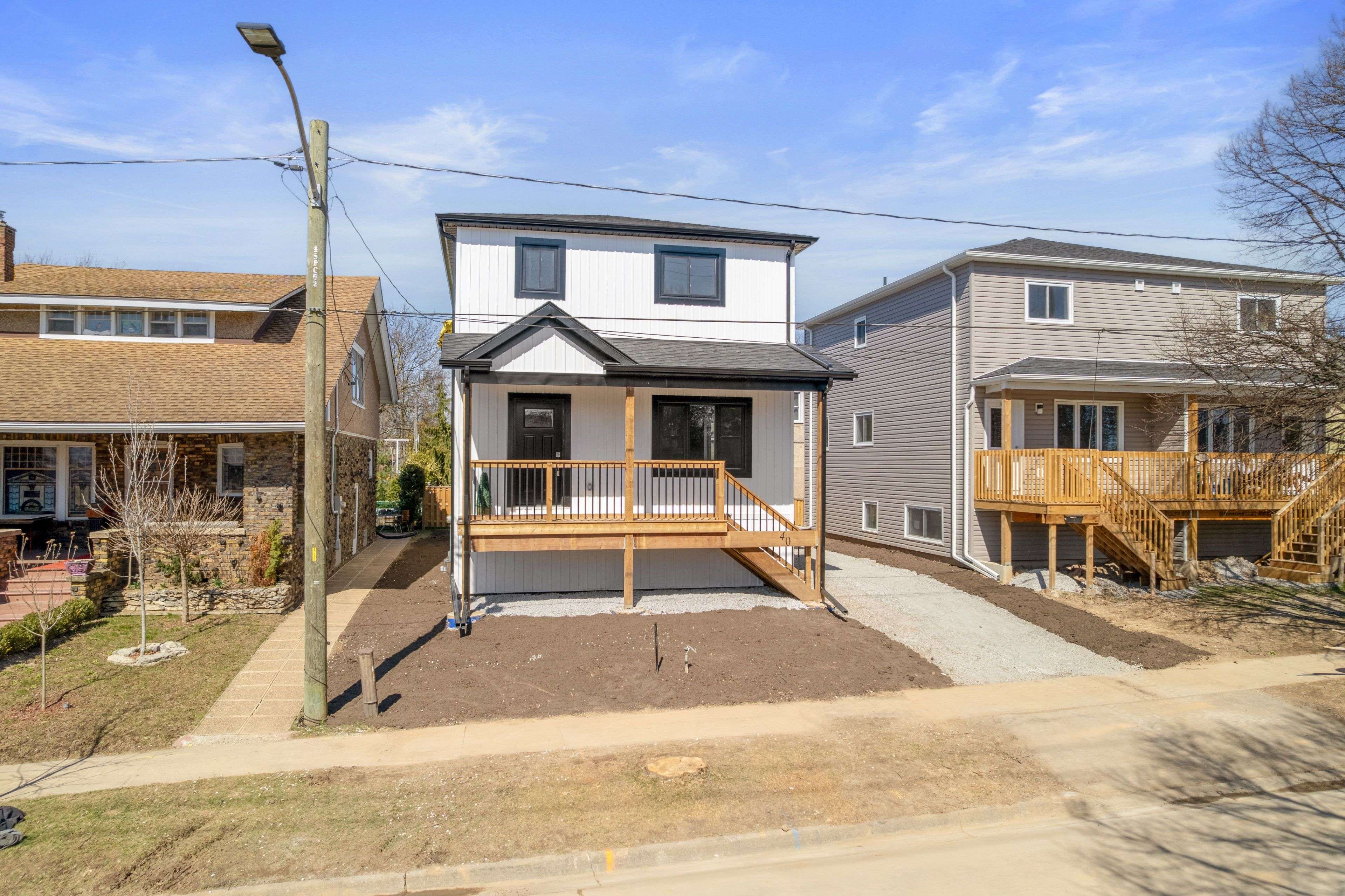 Welland, ON L3B 3S8,40 McMaster AVE