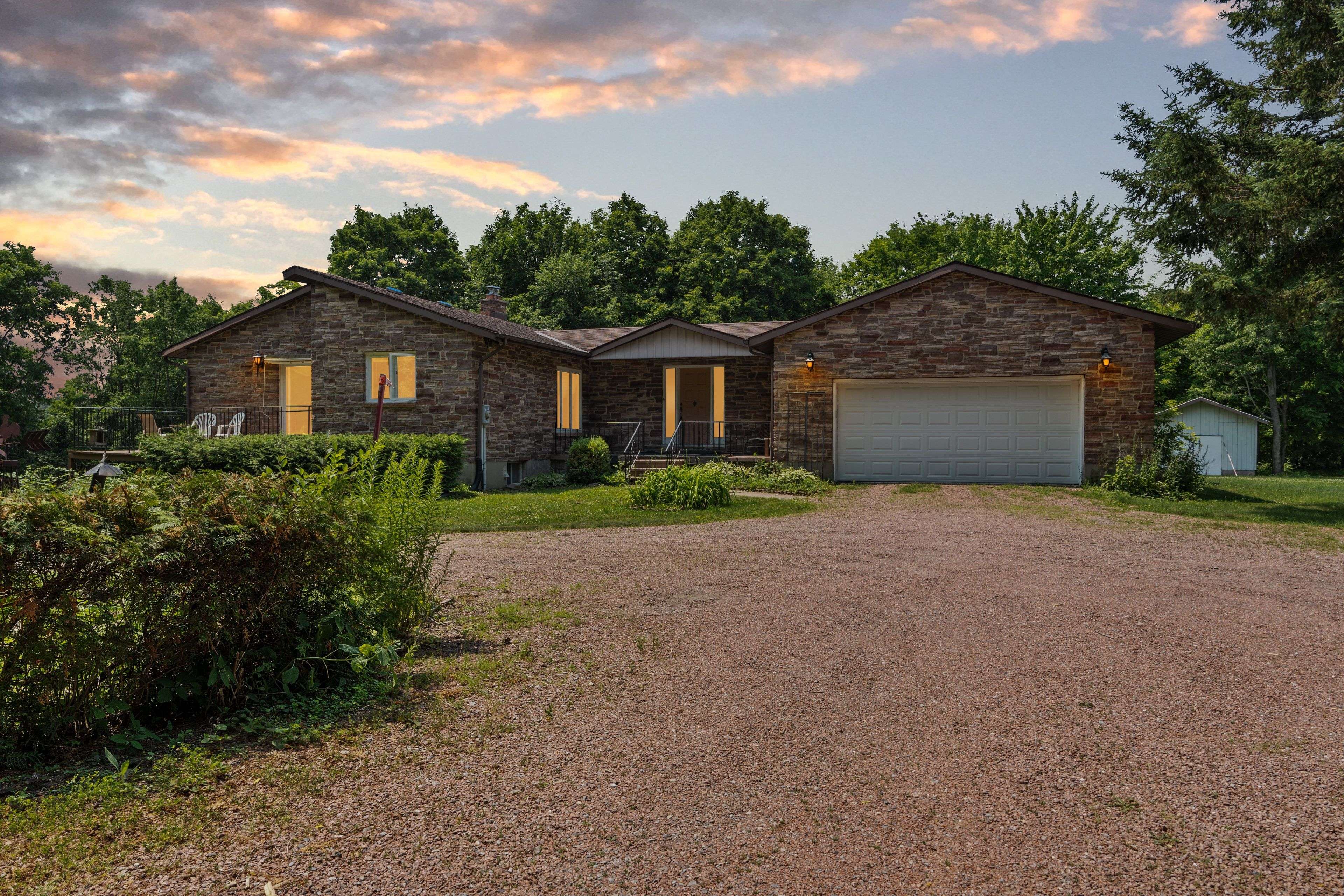 Frontenac, ON K0H 1X0,1882 Sunbury RD