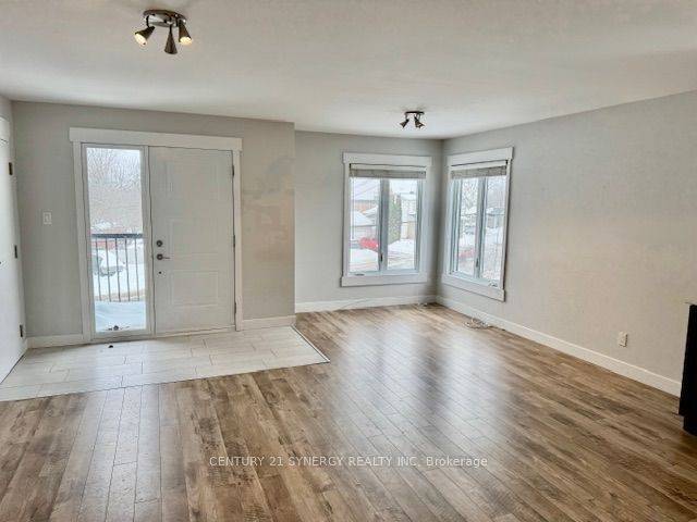 Casselman, ON K0A 1M0,100 Laurier ST #1