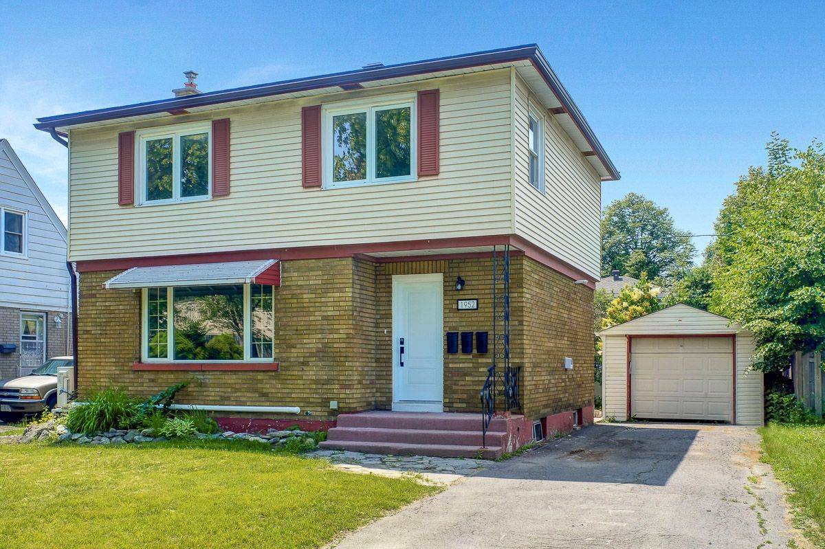 Elmvale Acres And Area, ON K1G 2A4,1952 Othello AVE #3
