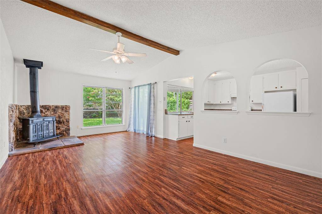 Crowley, TX 76036,236 E Cunningham Avenue