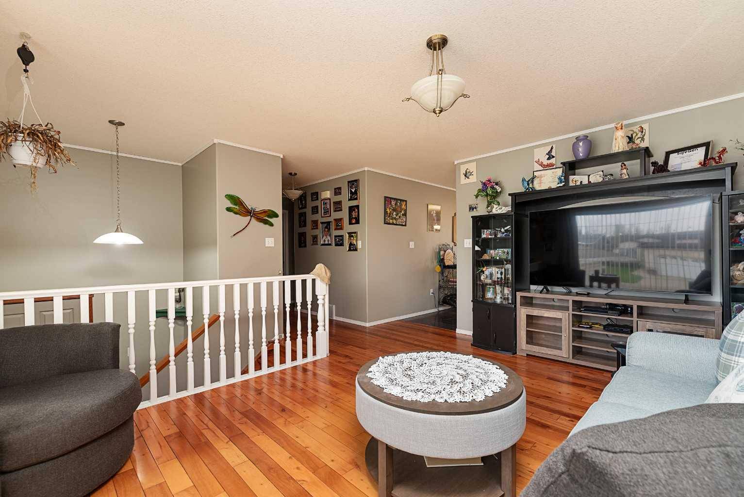 Lloydminster, AB T9V 2S2,5908 41 ST
