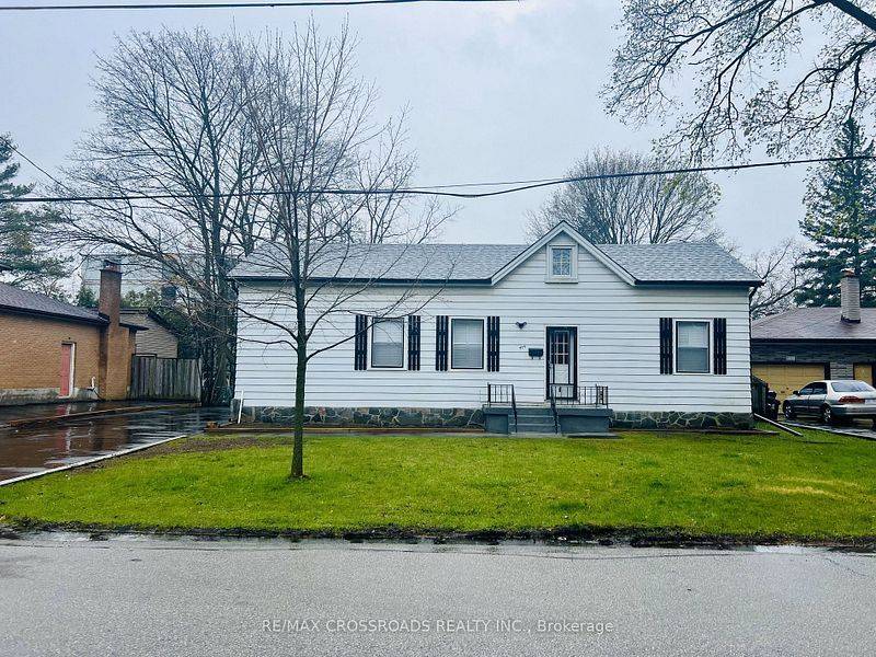 Toronto E10, ON M1E 3V8,474 Manse RD