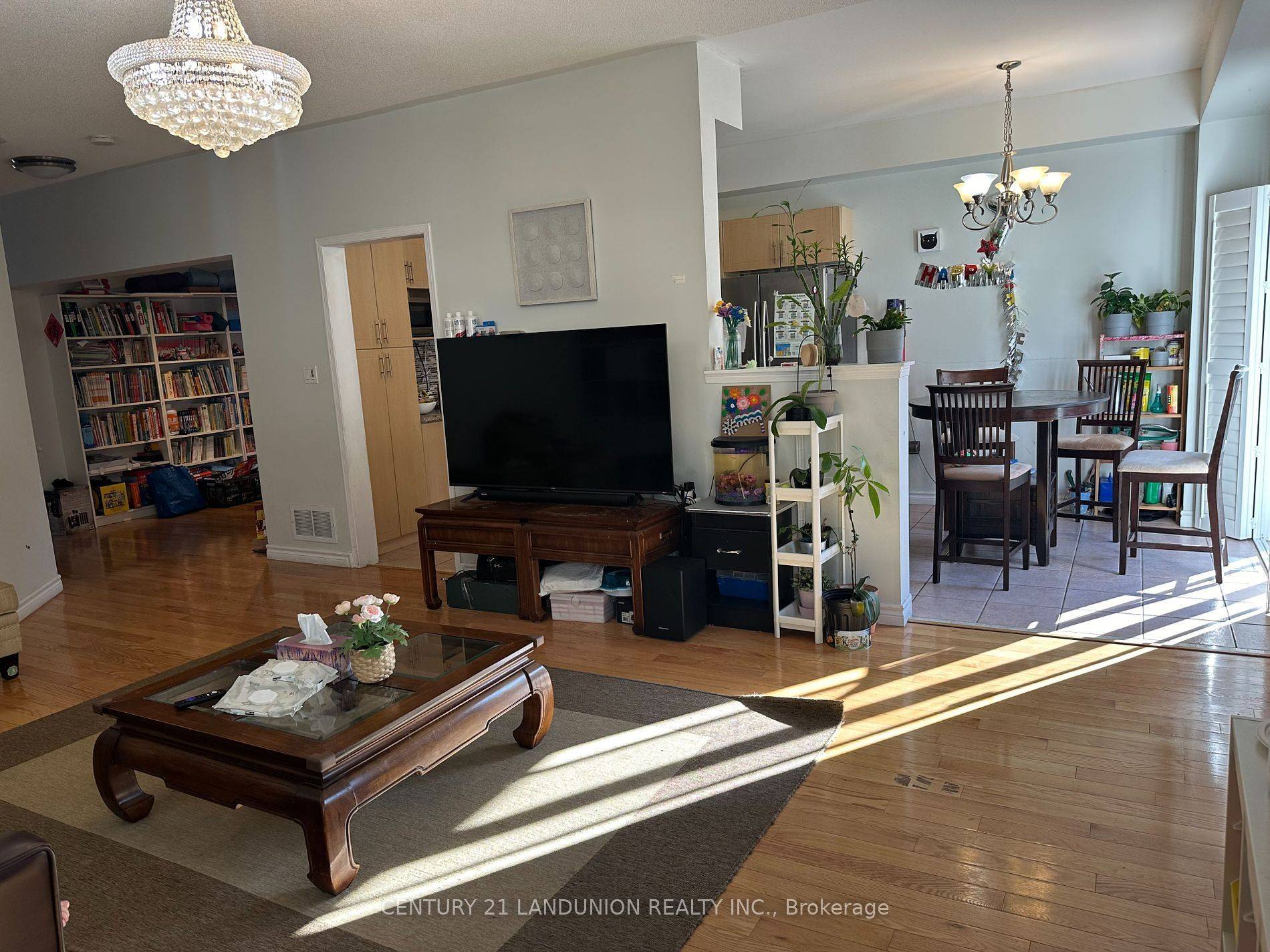 Vaughan, ON L4H 2P2,172 Hollywood Hill CIR