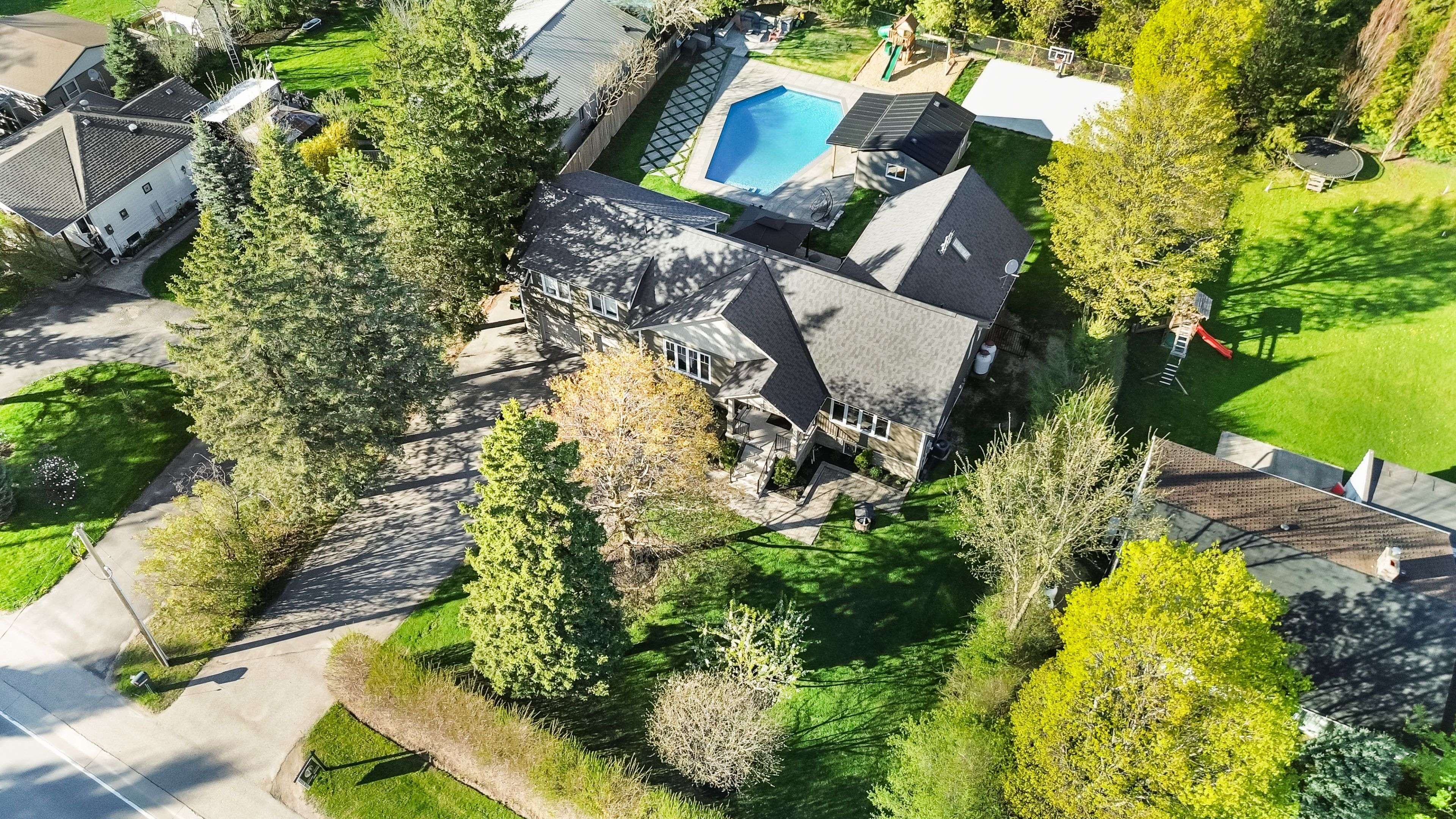 Halton Hills, ON L7G 4S4,13379 Trafalgar RD