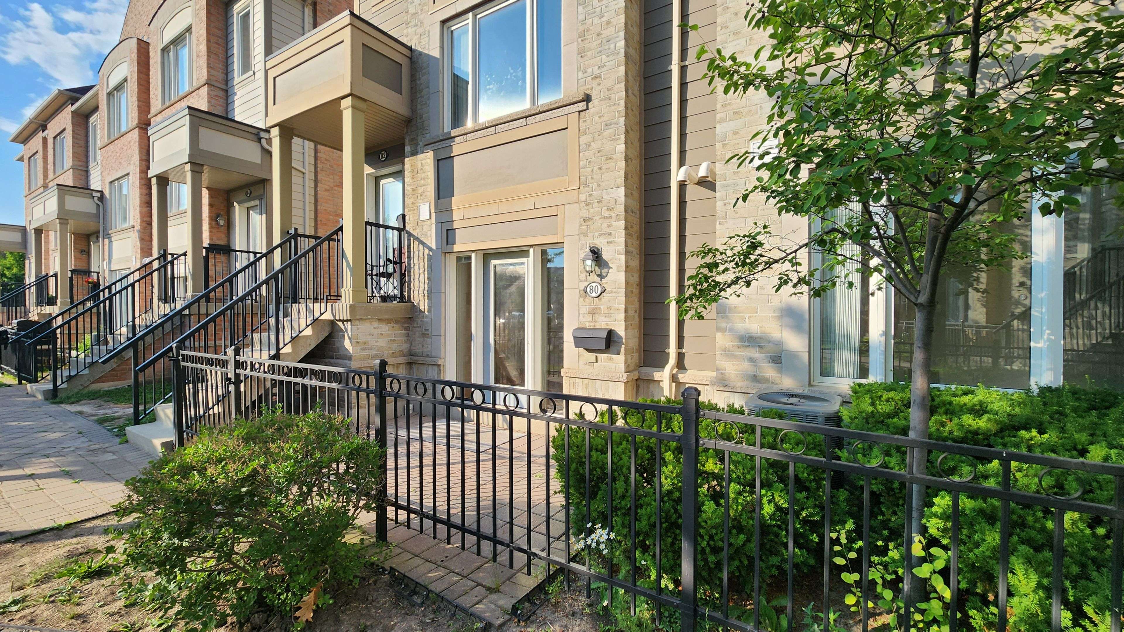 Mississauga, ON L5M 0L7,5650 Winston Churchill BLVD #80