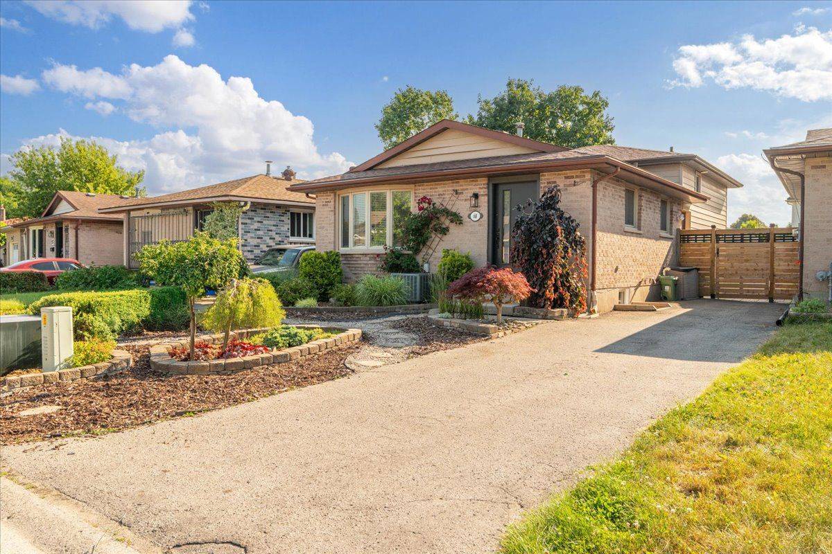 London East, ON N5Y 5A8,68 Corinth CT