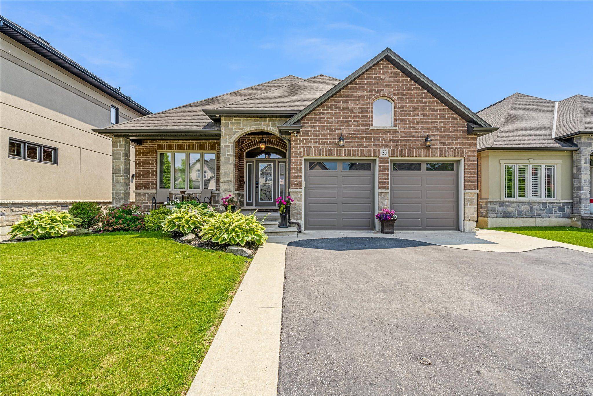 Hamilton, ON L9B 0E1,180 Mother's ST